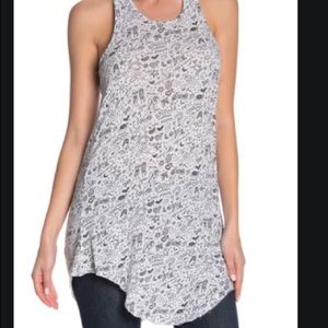 Frank & Eileen Tee Lab extra long layer tank sz L